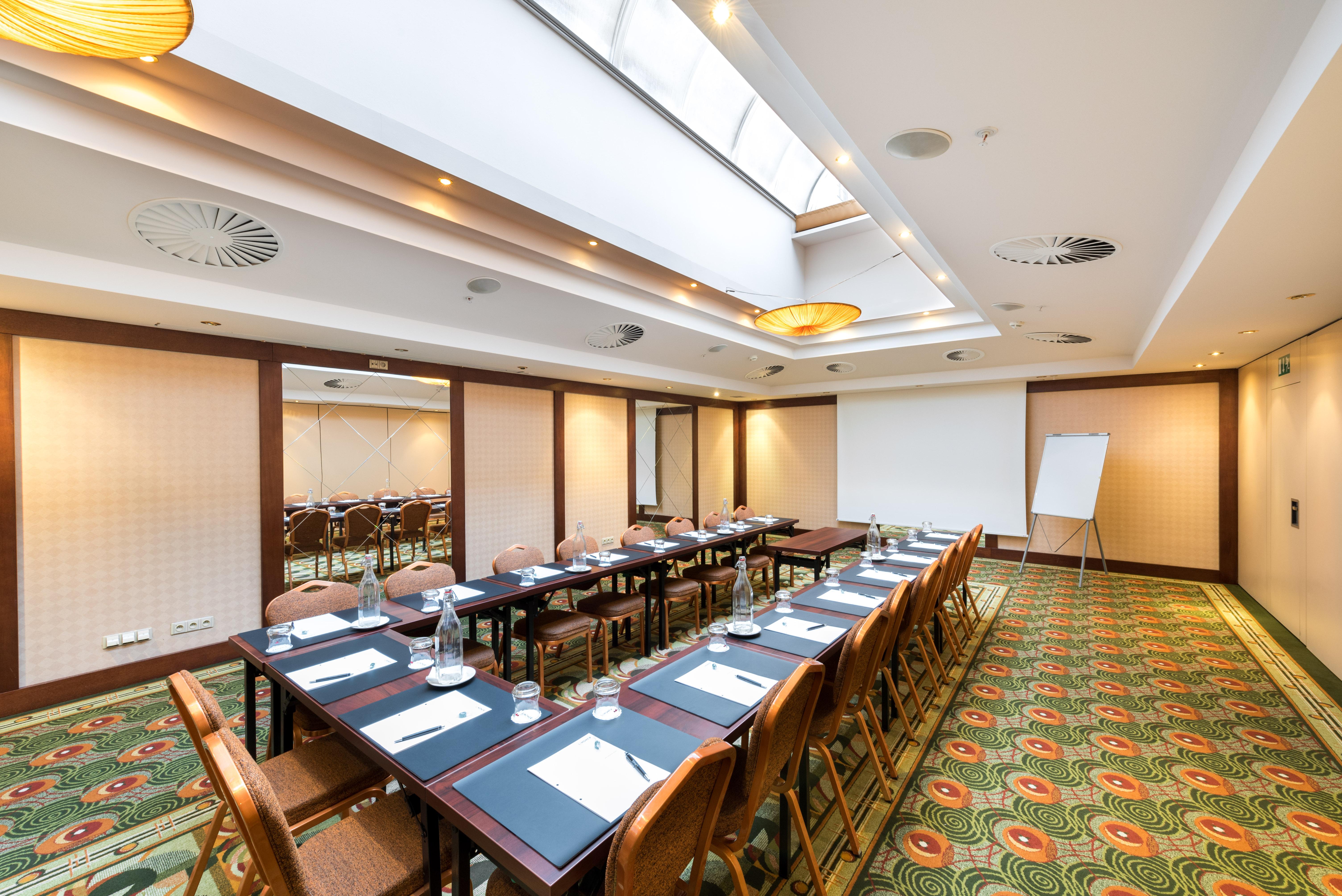 Lindner Hotel Prague Castle, Part Of Jdv By Hyatt — Photos 3